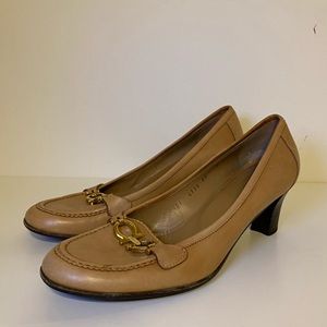 Ferragamo heeled loafer pumps